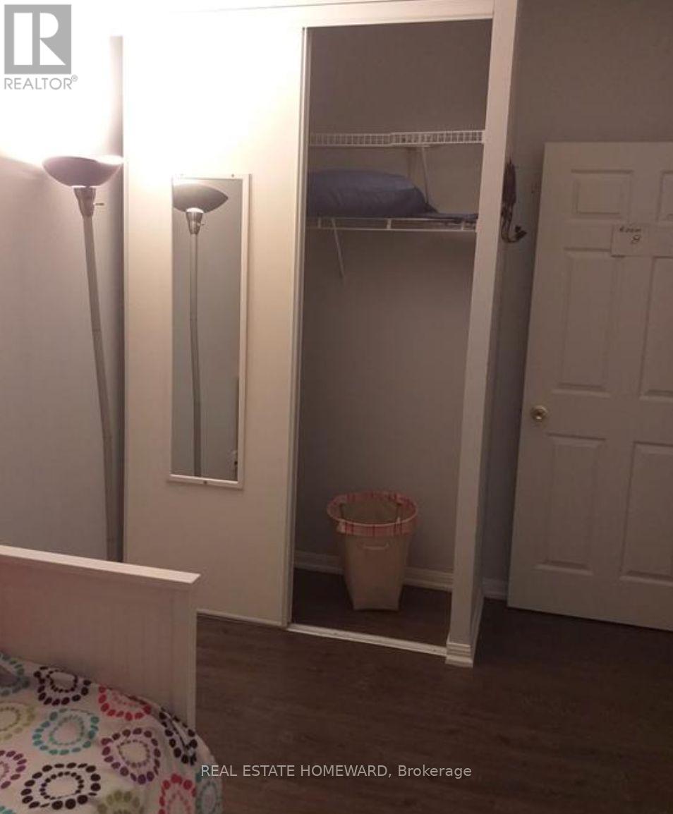 Ph305- Roomb - 18 Lee Centre Drive, Toronto, Ontario  M1H 3H5 - Photo 4 - E13660694