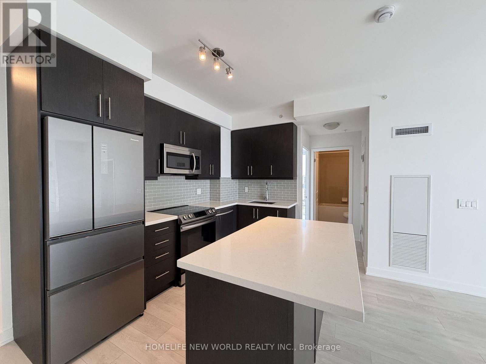 1210 - 75 Oneida Crescent, Richmond Hill, Ontario  L4B 0H3 - Photo 6 - N13660604