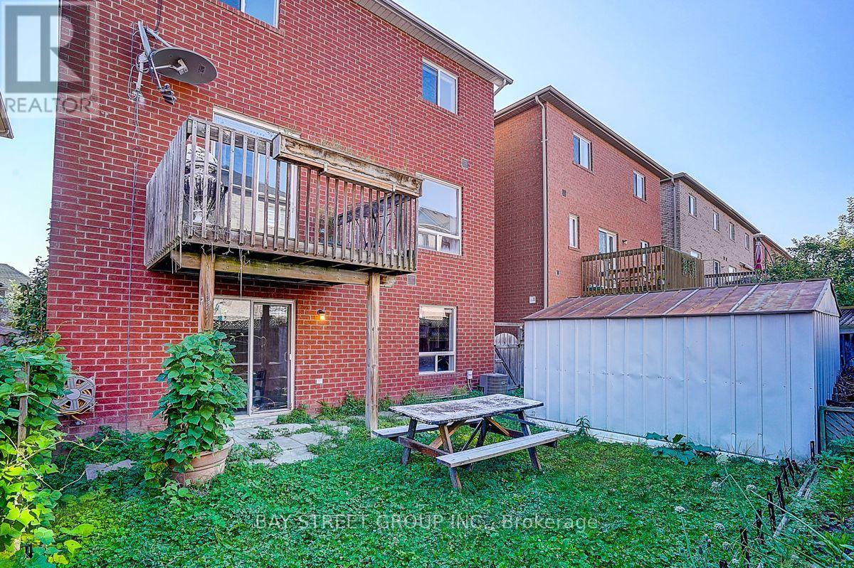 57 Gail Parks Crescent, Newmarket, Ontario  L3X 3B9 - Photo 35 - N13660674