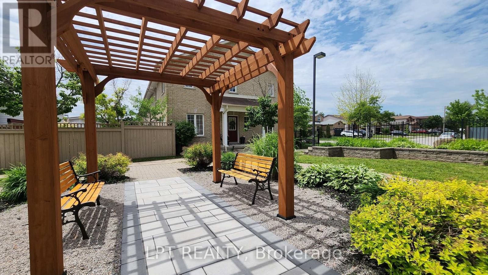 17 Silver Maple Crescent, Barrie (Holly), Ontario  L4N 0Y4 - Photo 27 - S13660632