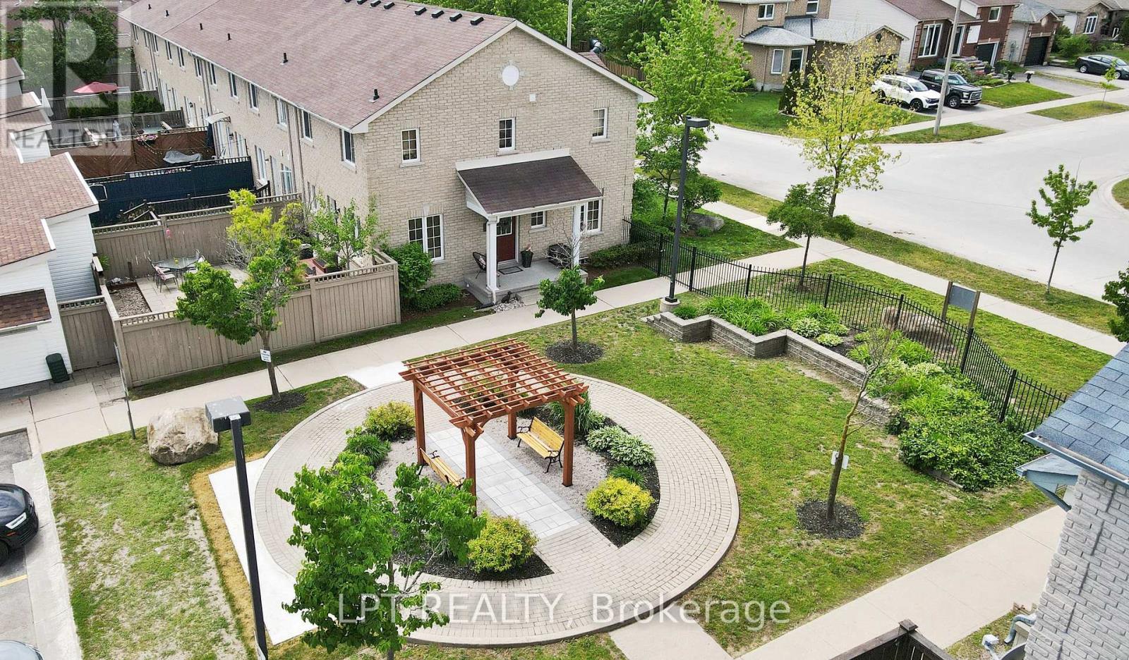 17 Silver Maple Crescent, Barrie (Holly), Ontario  L4N 0Y4 - Photo 32 - S13660632