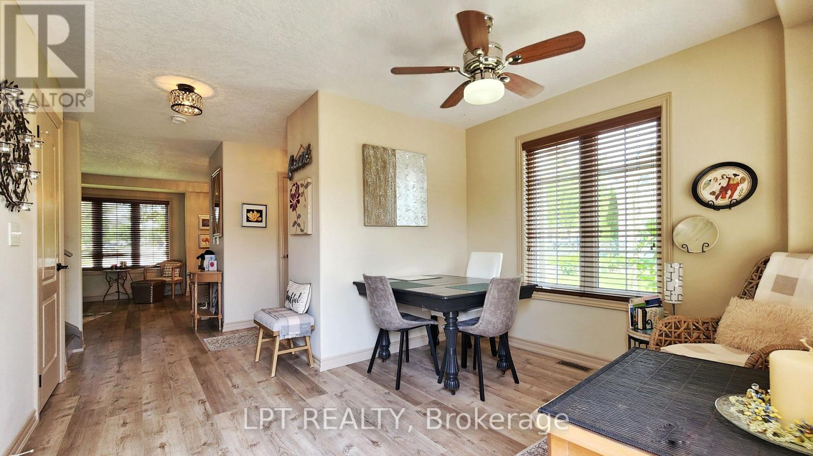 17 Silver Maple Crescent, Barrie (Holly), Ontario  L4N 0Y4 - Photo 8 - S13660632