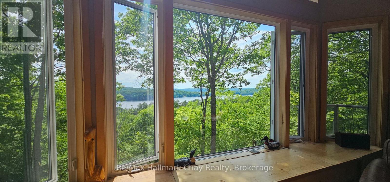 1497 Fox Point Road, Lake Of Bays, Ontario  P0A 1H0 - Photo 15 - X13459608