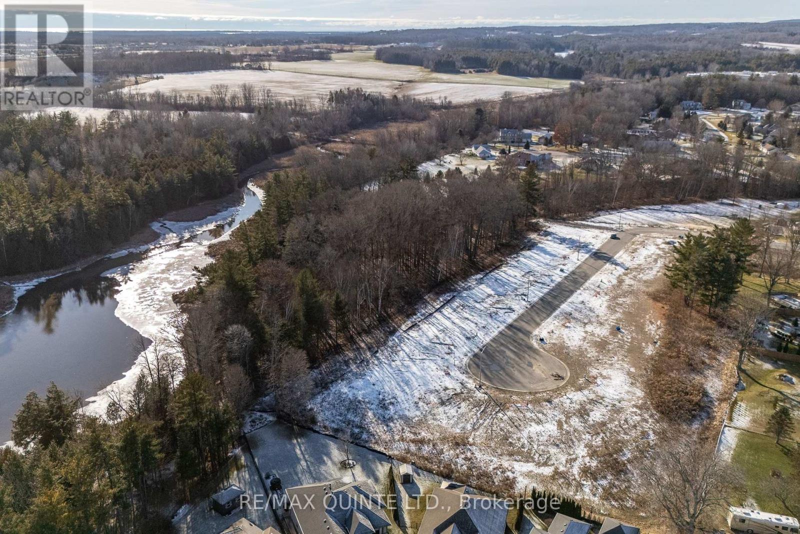 36 Exeter Court, Quinte West, Ontario  K8V 5P4 - Photo 16 - X12945918