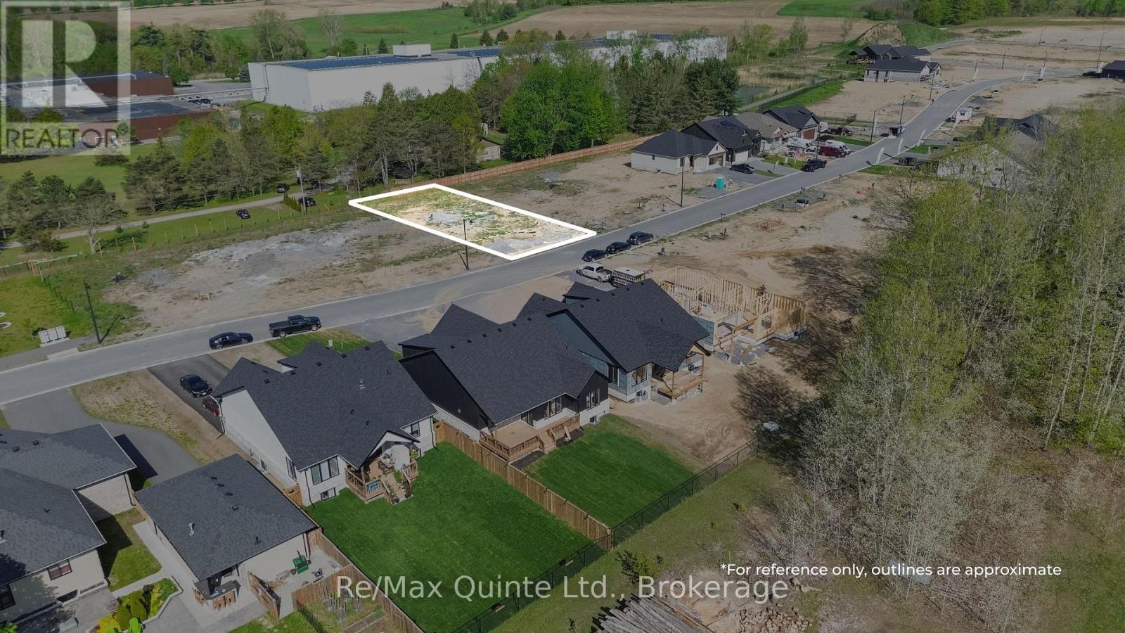17 Deerview Drive, Quinte West, Ontario  K8V 0L8 - Photo 6 - X13634890