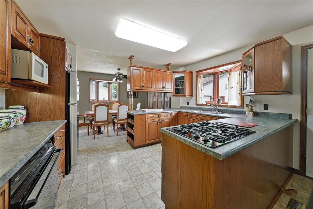 4934 Eldridge Avenue, Winnipeg, Manitoba  R3R 0M5 - Photo 6 - 202619955