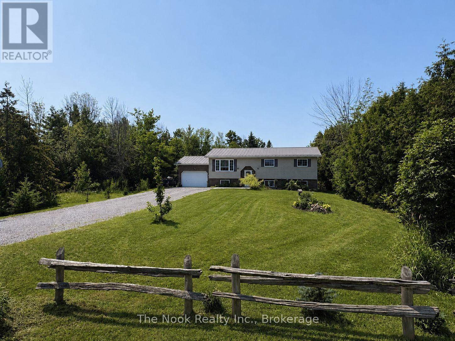 31 CARLTON CRESCENT, Kawartha Lakes, Ontario