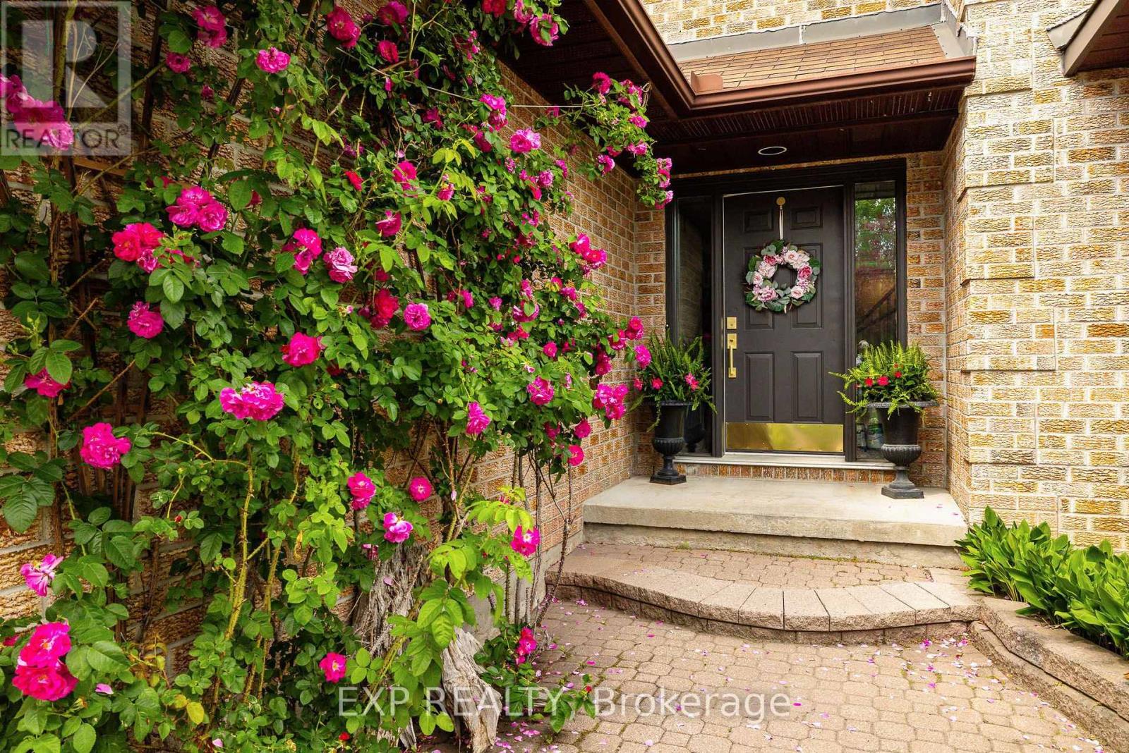 50 Hesse Crescent, Ottawa, Ontario  K2S 1E5 - Photo 3 - X13660758