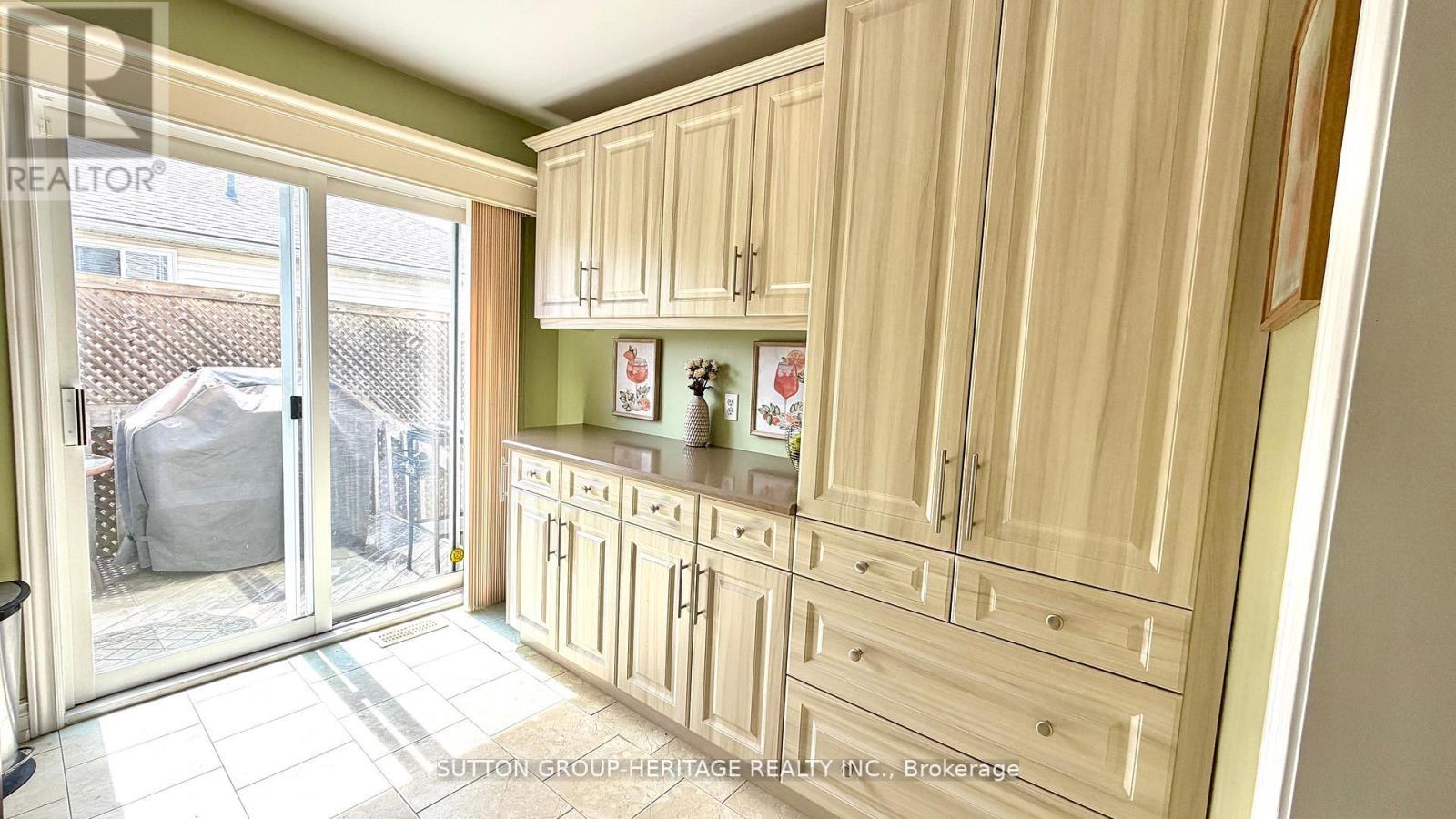 227 Victoria Avenue N, Kawartha Lakes, Ontario  K9V 6C9 - Photo 11 - X13229864