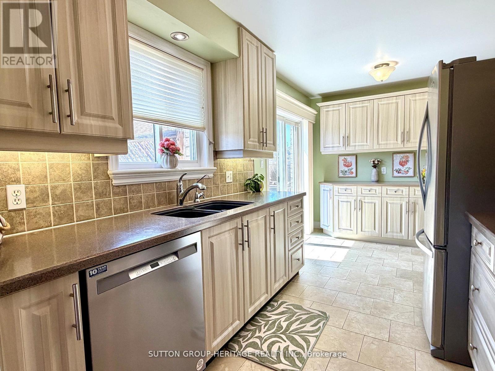 227 Victoria Avenue N, Kawartha Lakes, Ontario  K9V 6C9 - Photo 13 - X13229864