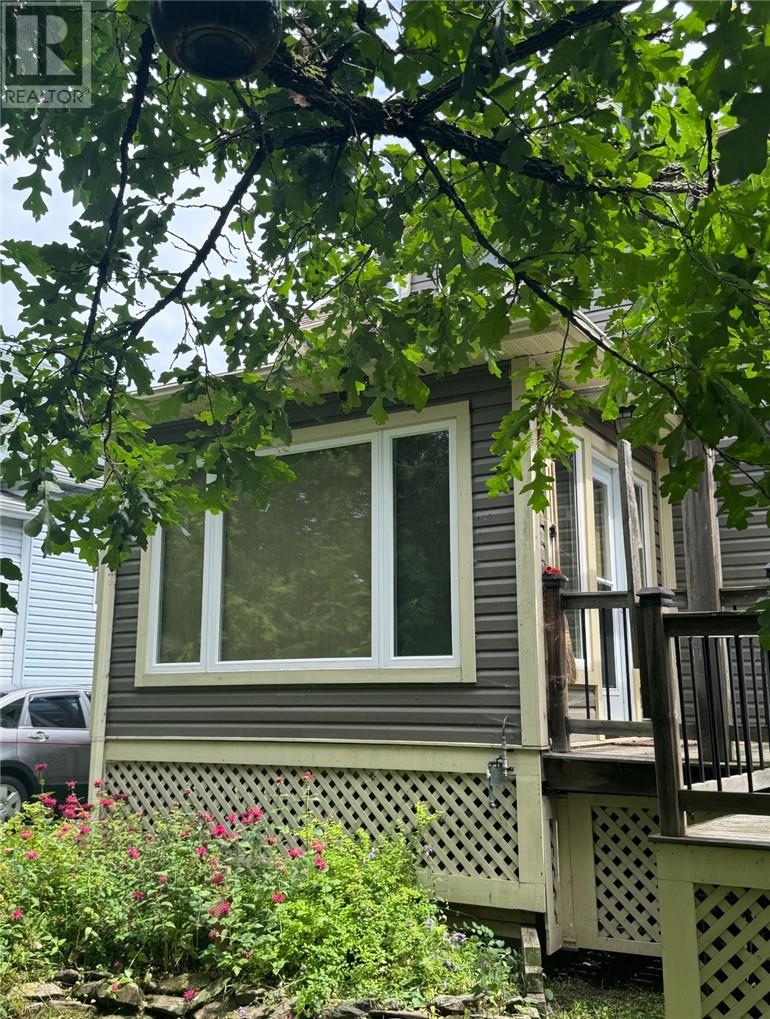 831 Amelia Street, North Bay, Ontario  P1A 1W4 - Photo 3 - 2129714