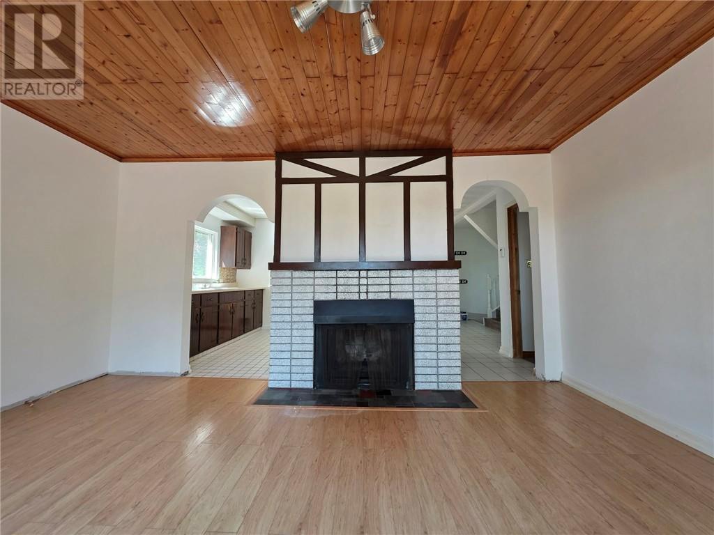 431 Edgewater, Sudbury, Ontario  P3G 1J7 - Photo 4 - 2129644