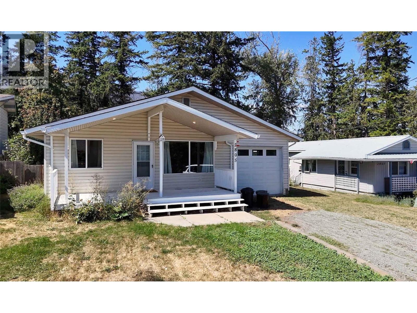 2805 Caen Road, Sorrento, British Columbia  V0E 2W0 - Photo 1 - 10397267