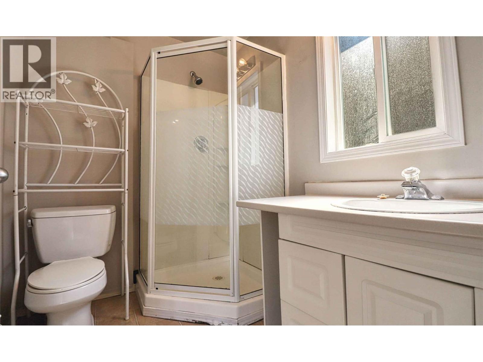2805 Caen Road, Sorrento, British Columbia  V0E 2W0 - Photo 25 - 10397267