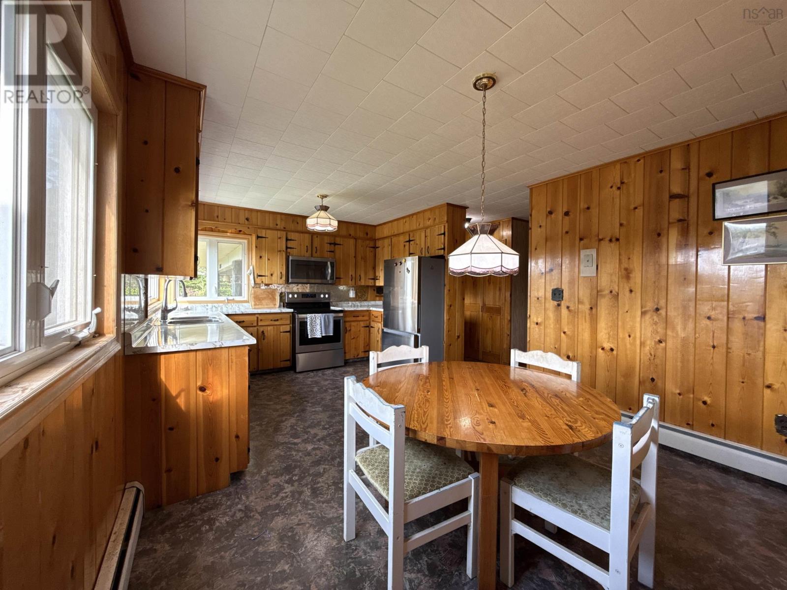 22807 Highway 7, Sheet Harbour, Nova Scotia  B0J 3B0 - Photo 4 - 202616901