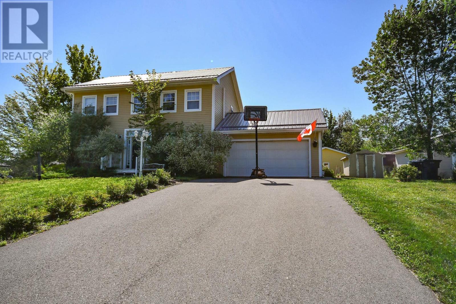 98 Parkside Drive, Valley, Nova Scotia  B6L 4A5 - Photo 1 - 202620212