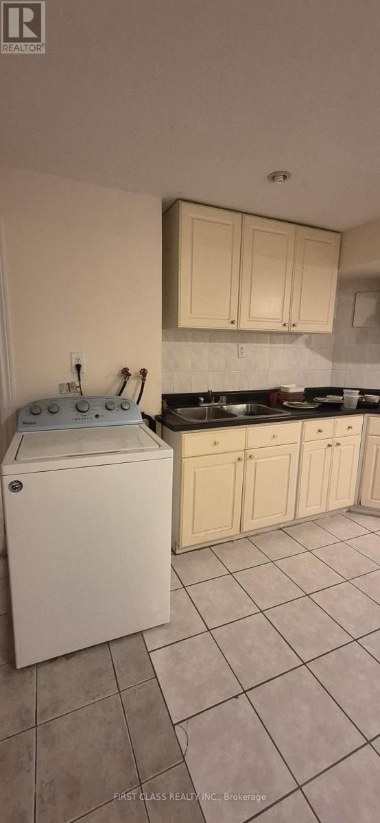Basement - 2213 Rodick Road, Markham, Ontario L6C 1R1 - Photo 4 - N13660716