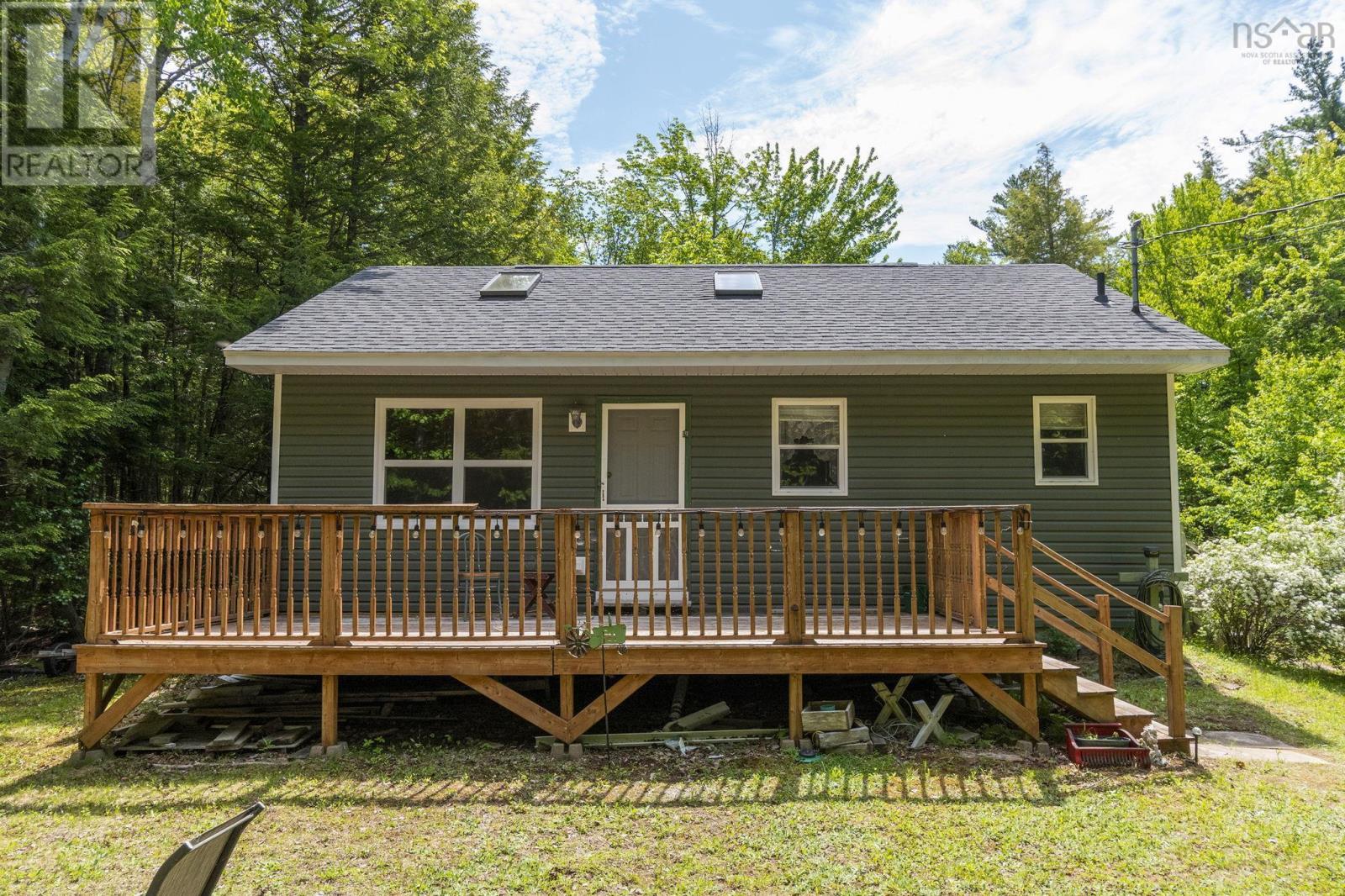 189 Madashak Road, Mahone Bay, Nova Scotia  B0J 2E0 - Photo 3 - 202615097