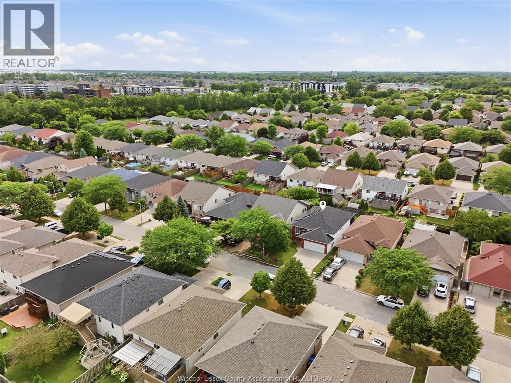 2385 Gatwick, Windsor, Ontario  N8P 1Y7 - Photo 5 - 26019412