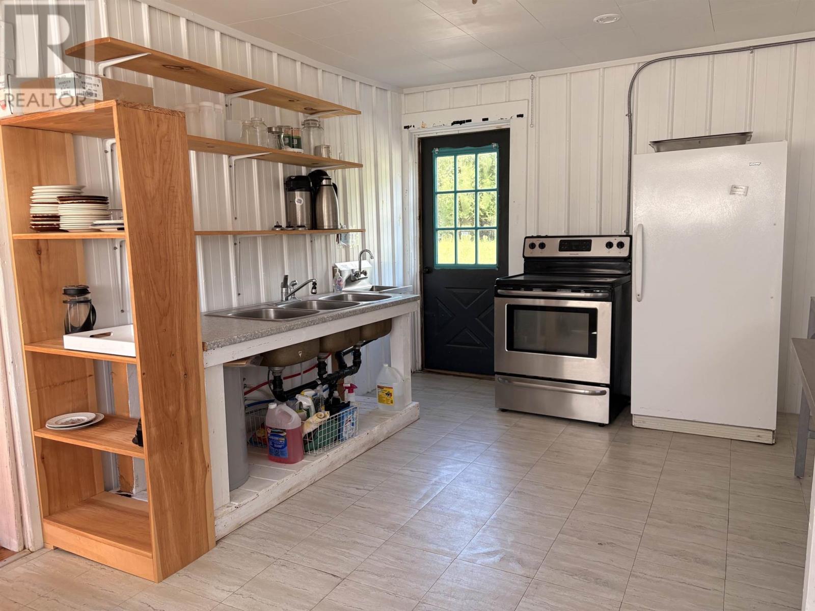 3112 Marks St, Hilton Beach, Ontario  P0R 1G0 - Photo 10 - SM261693