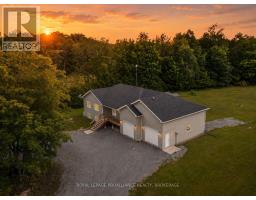 2800 DESERT LAKE ROAD, Frontenac, Ontario
