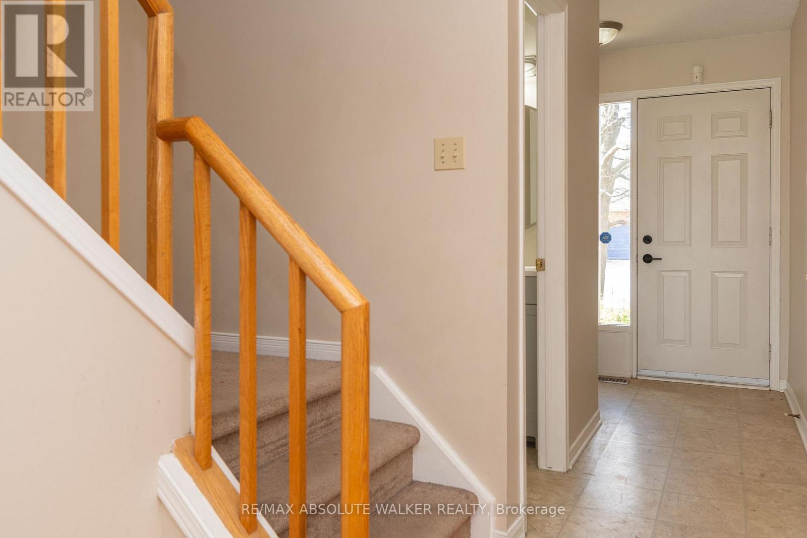 1411 Caravel Crescent, Ottawa, Ontario  K1E 3X4 - Photo 4 - X13660794