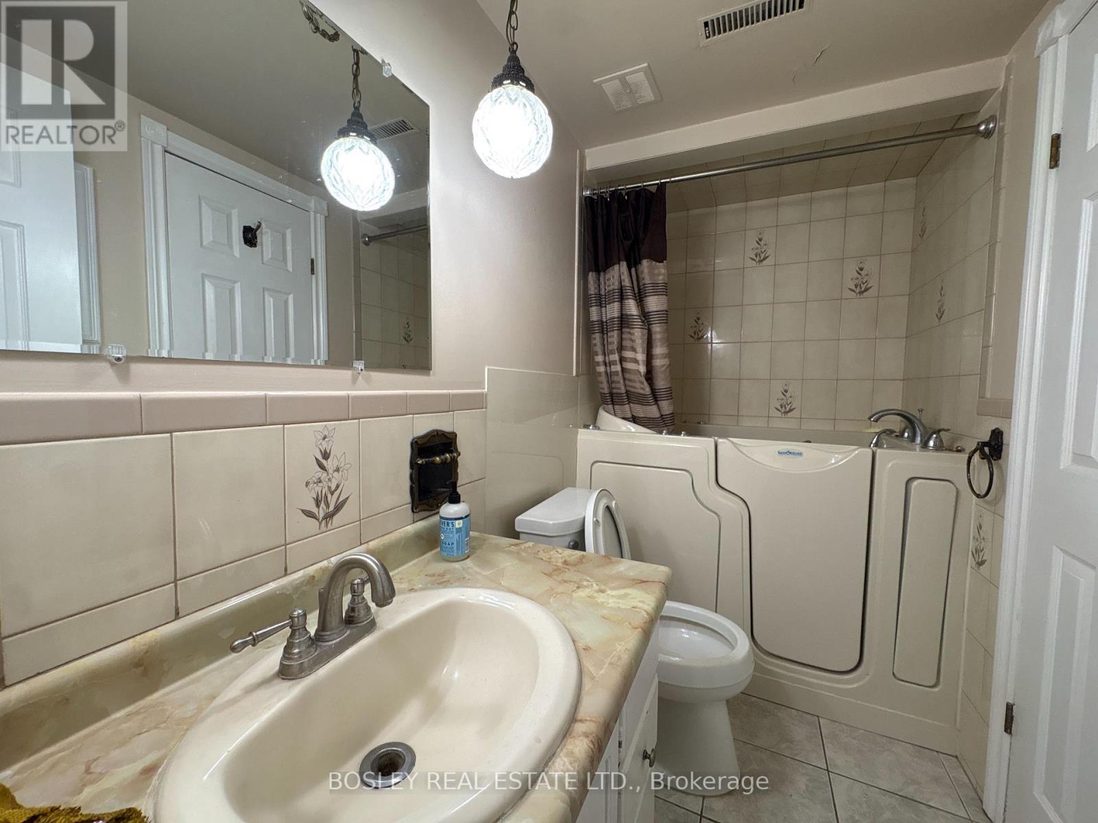 114 Lorne Avenue, Newmarket, Ontario  L3Y 4J6 - Photo 25 - N13641484