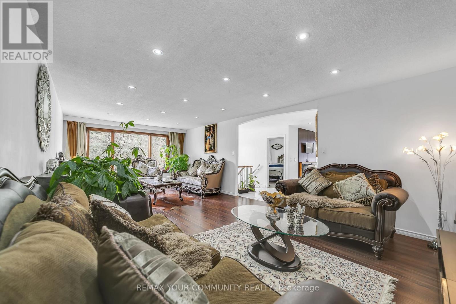 210 Currey Crescent, Newmarket, Ontario L3Y 5M9 - Photo 13 - N13660782