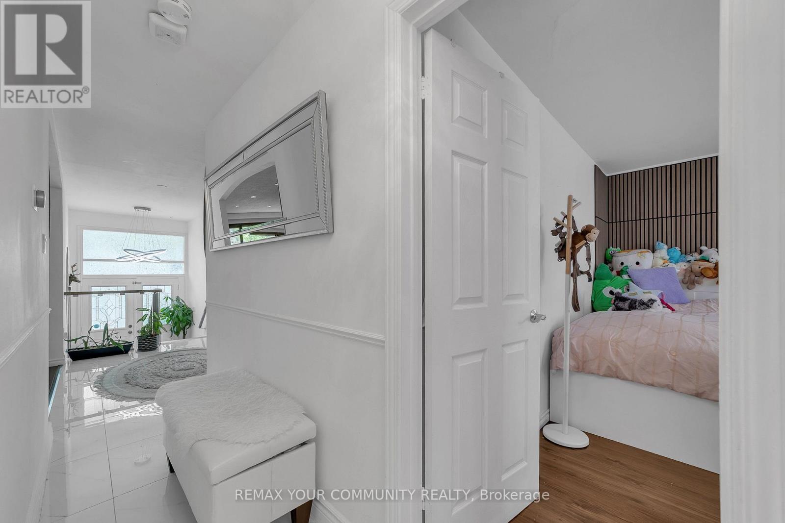 210 Currey Crescent, Newmarket, Ontario L3Y 5M9 - Photo 19 - N13660782