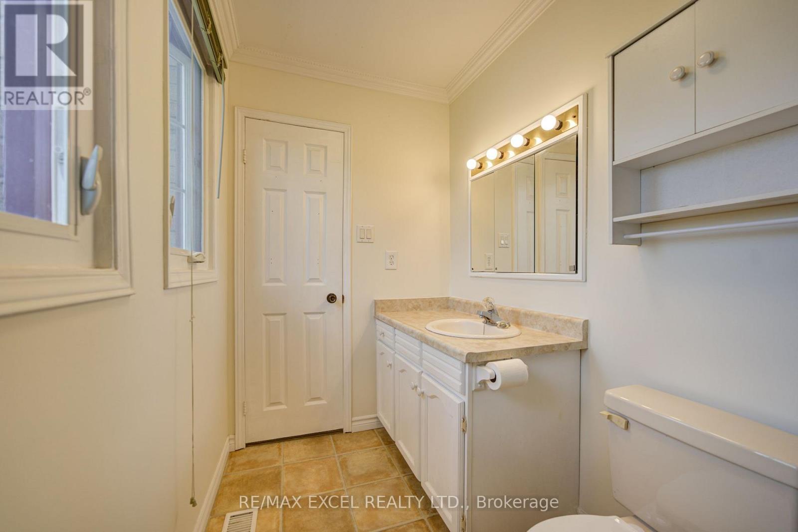 104 Lambeth Court, Newmarket, Ontario L3Y 6S1 - Photo 40 - N13660786
