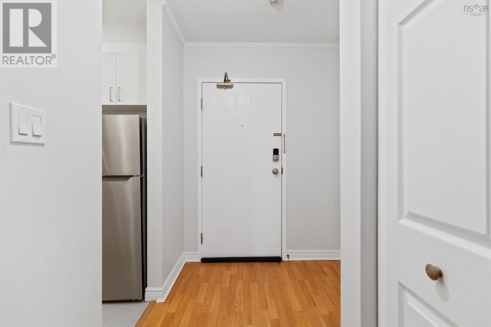 403 15 Langbrae Drive, Halifax, Nova Scotia  B3M 3W5 - Photo 2 - 202602693