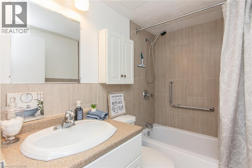 24 Midland Drive Unit# 402, Kitchener, Ontario  N2A 2A8 - Photo 35 - 40853777