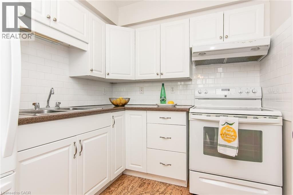 24 Midland Drive Unit# 402, Kitchener, Ontario  N2A 2A8 - Photo 24 - 40853777