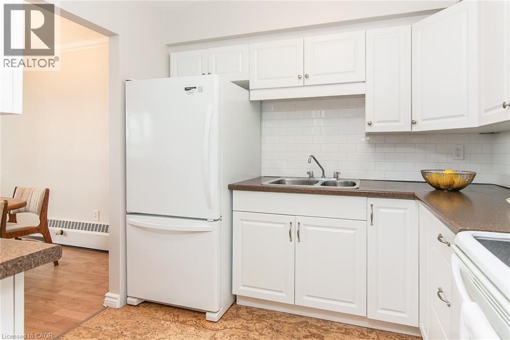 24 Midland Drive Unit# 402, Kitchener, Ontario  N2A 2A8 - Photo 21 - 40853777