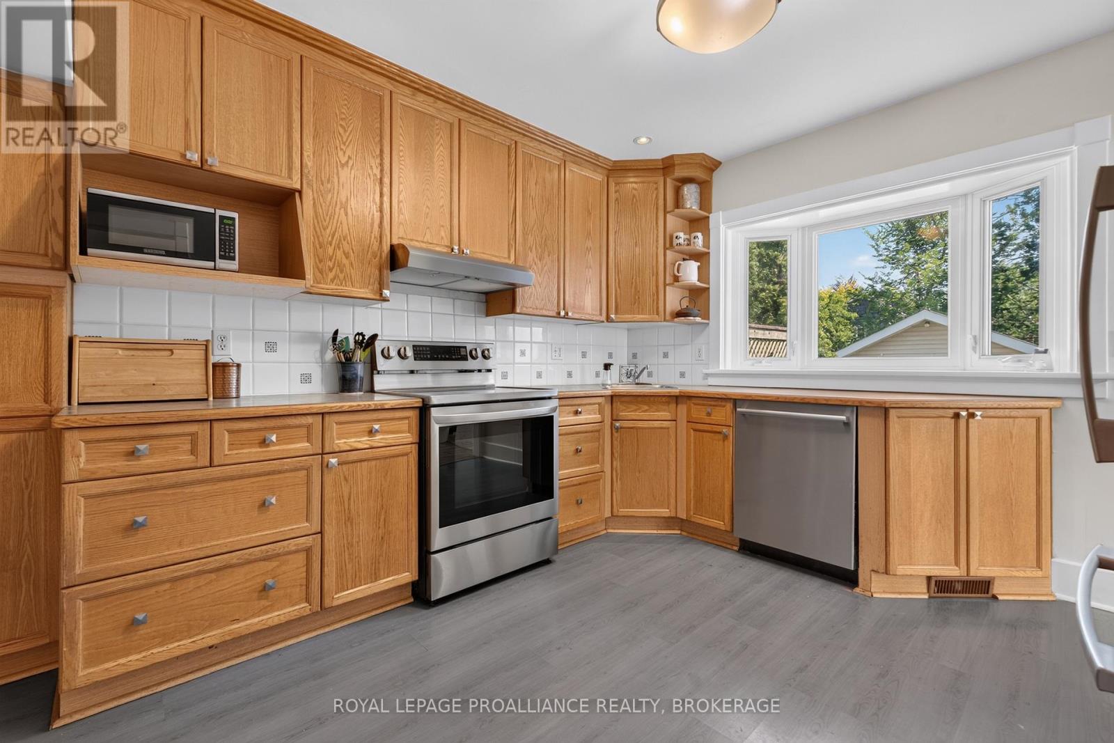 265 College Street, Kingston, Ontario  K7L 4M1 - Photo 13 - X13660848