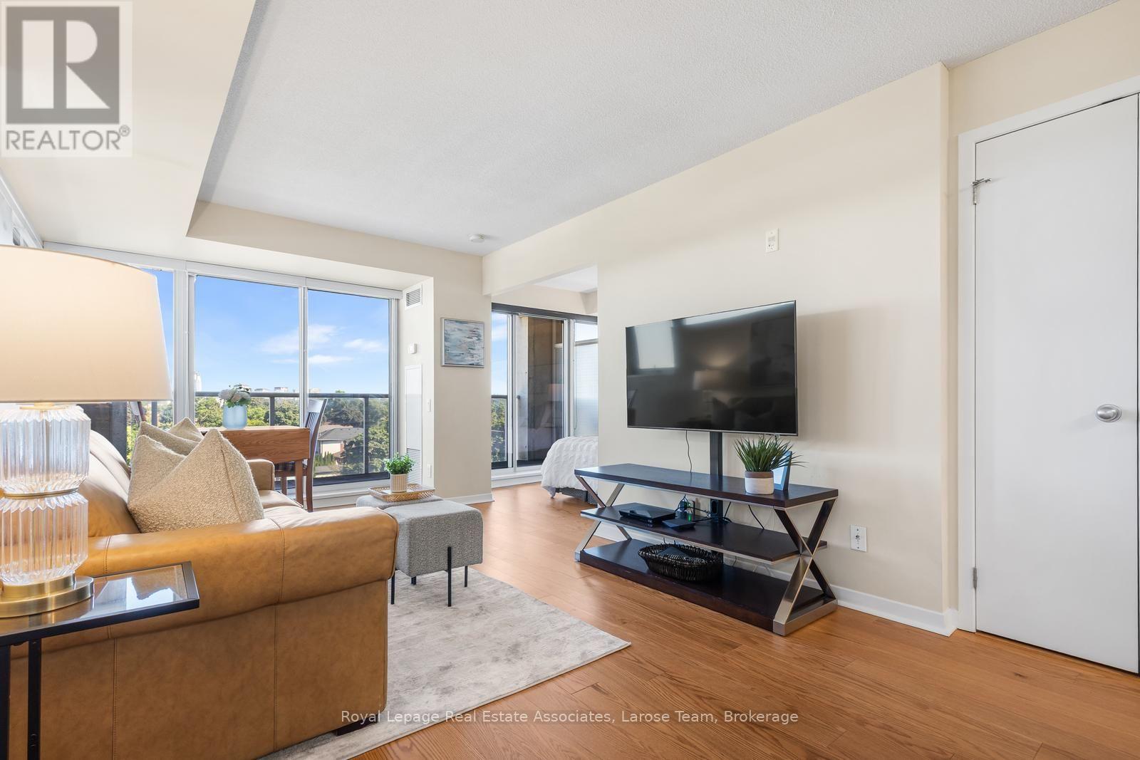 611 - 1050 The Queensway, Toronto, Ontario M8Z 0A8 - Photo 4 - W13624986