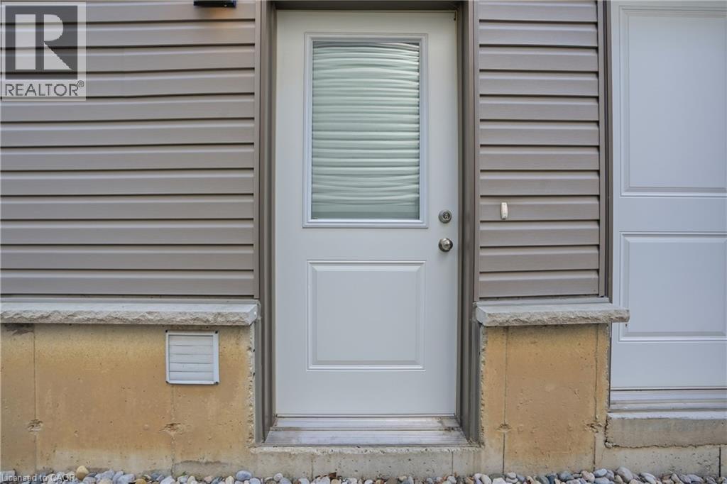 8 Nash Street, St. Catharines, Ontario  L2S 1B5 - Photo 25 - 40848172