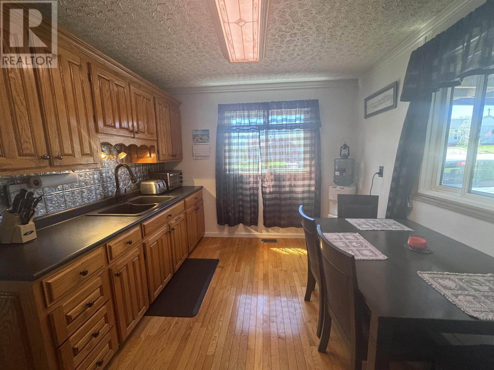 3 Falcon Drive, Manitouwadge, Ontario  P0T 2C0 - Photo 6 - TB2601314