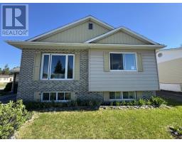 1 Wendego Street, Manitouwadge, Ontario