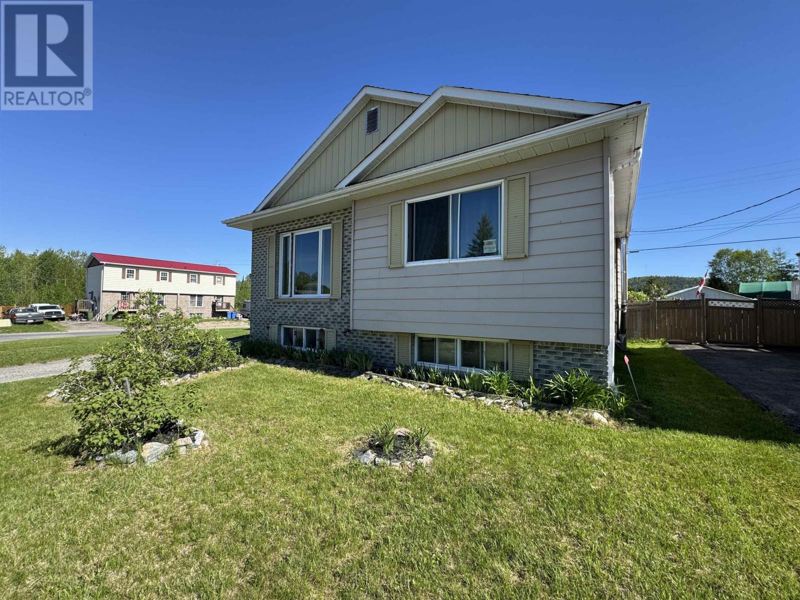 1 Wendego Street, Manitouwadge, Ontario  P0T 2C0 - Photo 36 - TB2601335