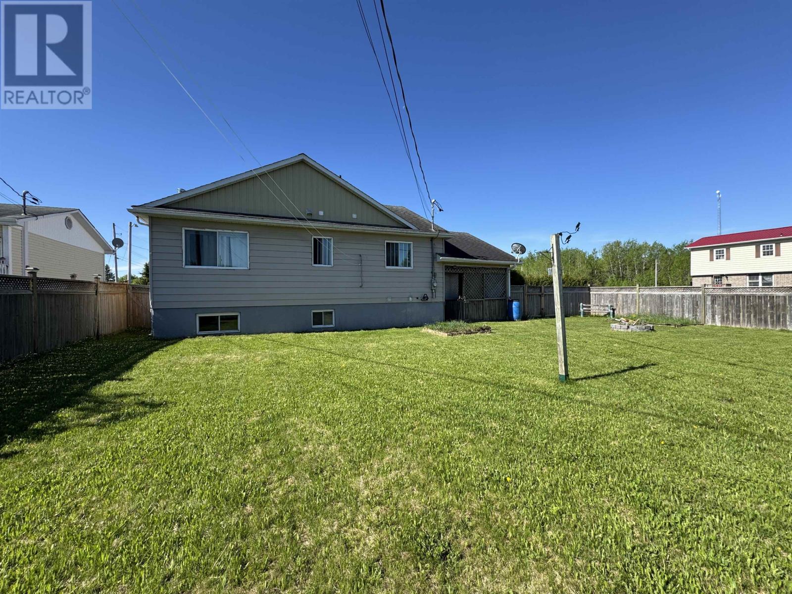 1 Wendego Street, Manitouwadge, Ontario  P0T 2C0 - Photo 37 - TB2601335