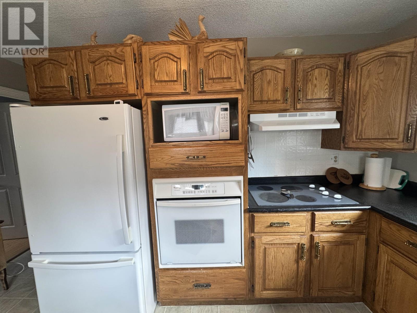 96 Warbler Dr, Manitouwadge, Ontario  P0T 2C0 - Photo 13 - TB2601935