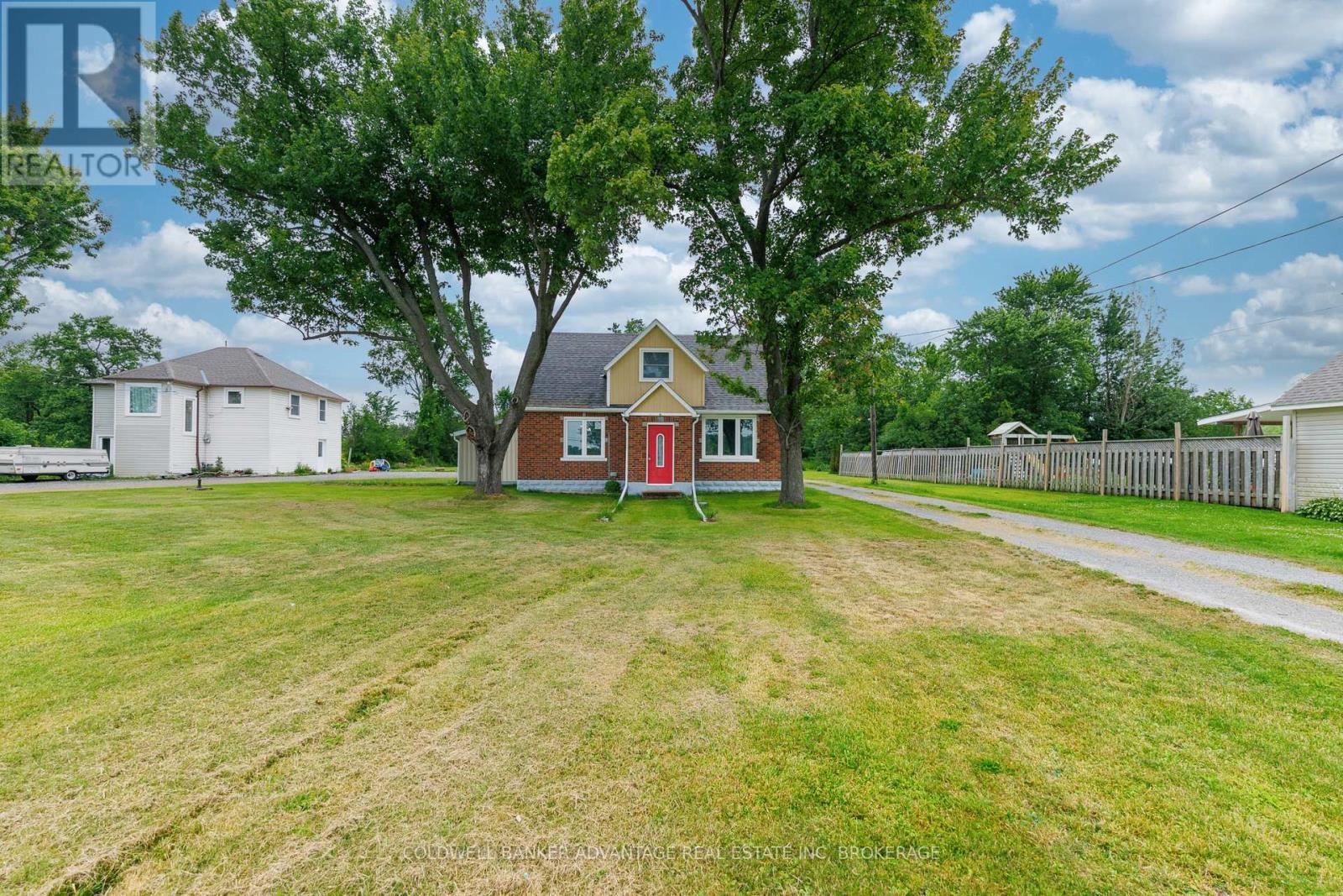2592 3 Highway, Port Colborne, Ontario L3K 5V4 - Photo 2 - X13660920