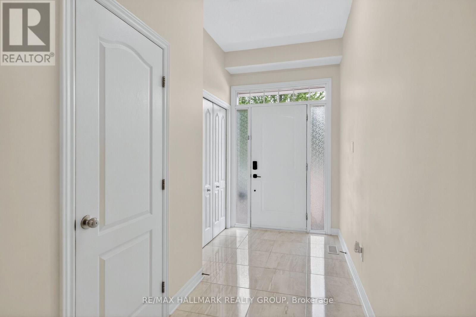 163 Highbury Park Drive, Ottawa, Ontario  K2J 5Y1 - Photo 4 - X13660926