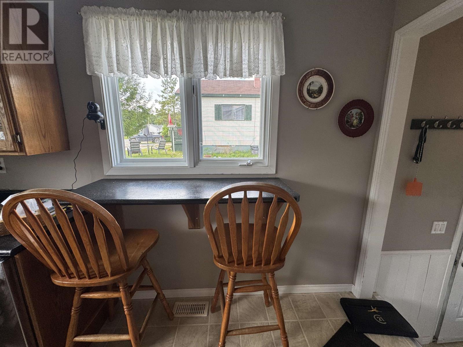 96 Warbler Dr, Manitouwadge, Ontario  P0T 2C0 - Photo 15 - TB2601935