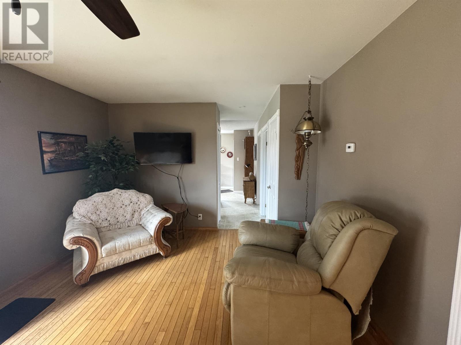 96 Warbler Dr, Manitouwadge, Ontario  P0T 2C0 - Photo 24 - TB2601935