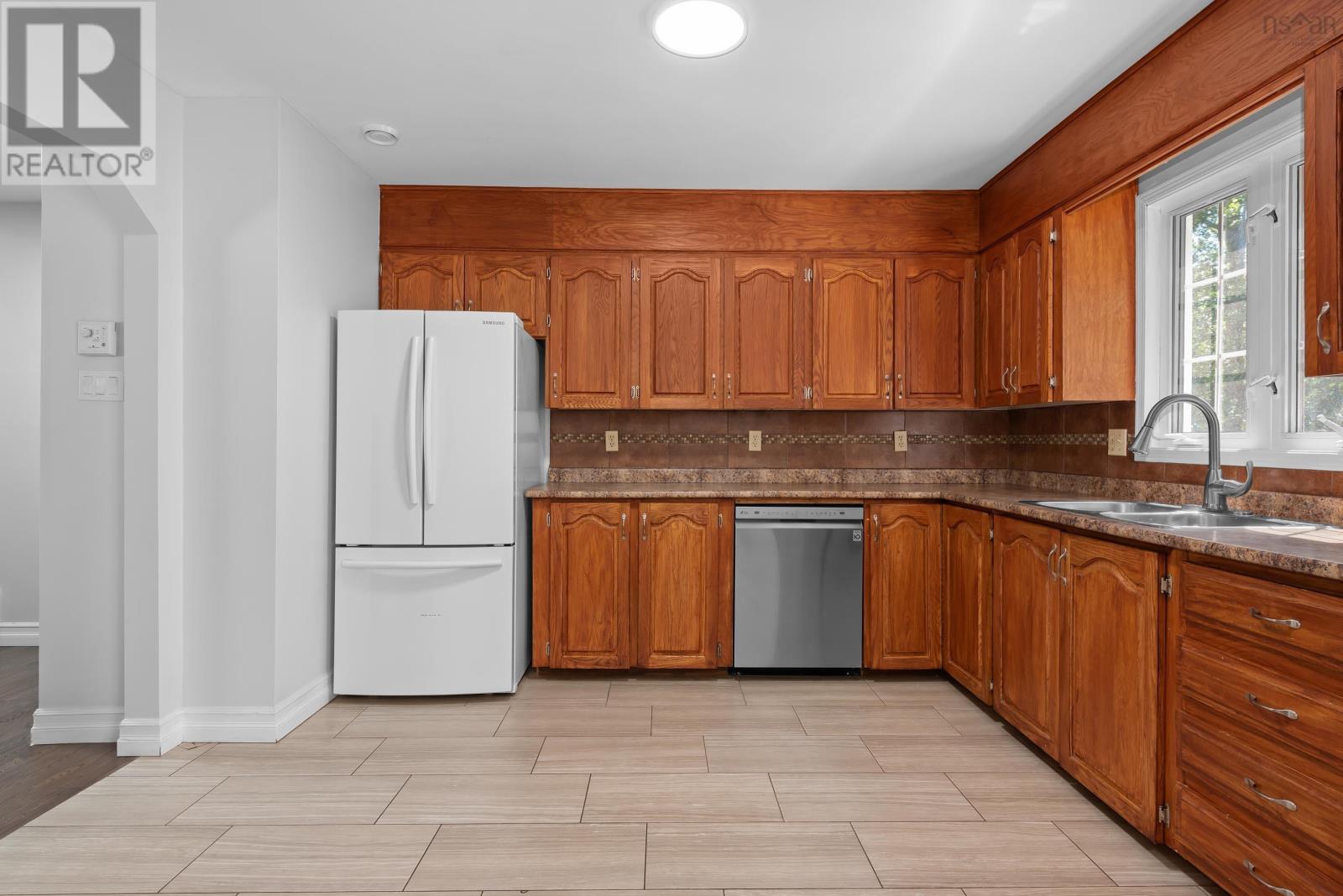29 Colonna Place, Dartmouth, Nova Scotia  B3X 3H8 - Photo 10 - 202620230
