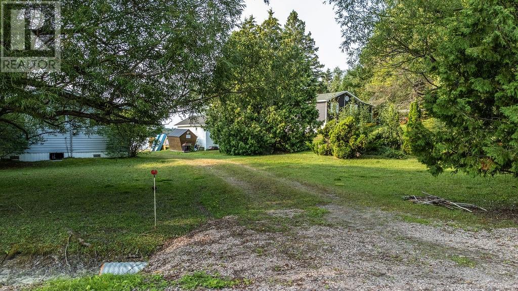 18-20 Voyageur Road, Alban, Ontario  P0M 1A0 - Photo 6 - 2129702