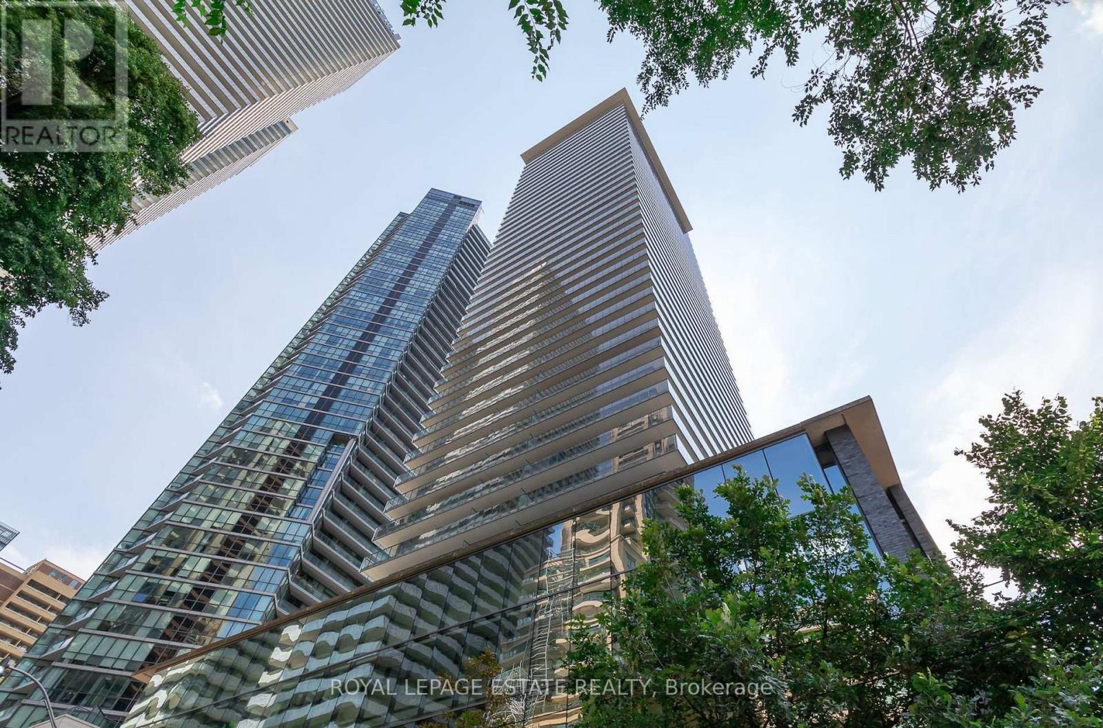 910 - 33 Charles Street E, Toronto, Ontario M4Y 0A2 - Photo 2 - C13660810