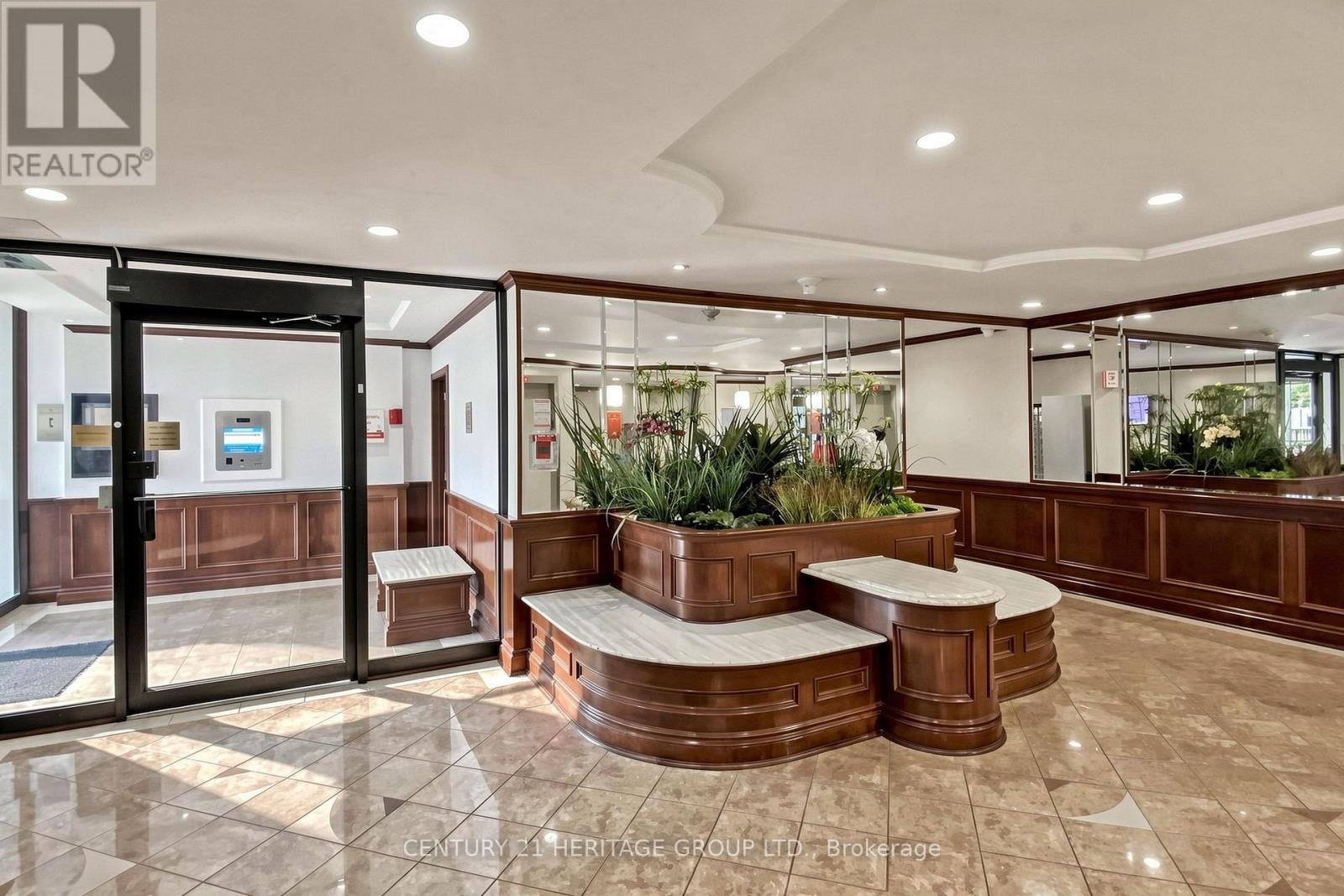 1206 - 10 Muirhead Road, Toronto, Ontario M2J 4P9 - Photo 4 - C13660818